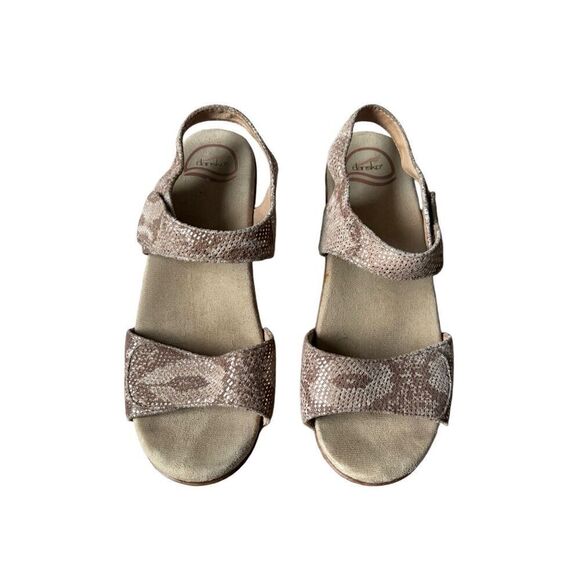 Dansko Soonet Metallic Snakeskin Strap Sandals size 39 US 8.5 9 Tan Cream - Picture 3 of 13